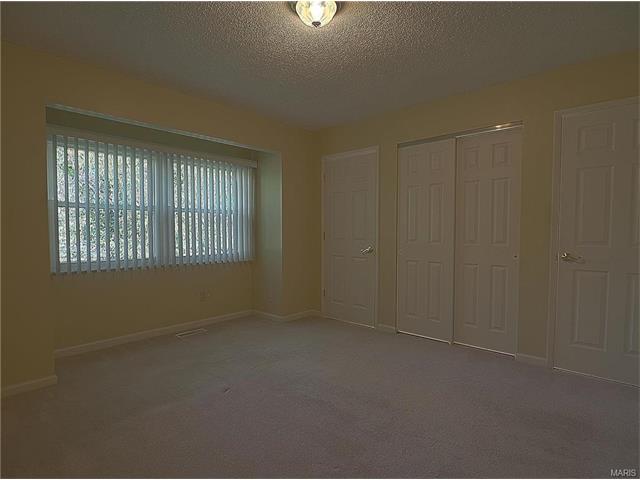 986 Conestoga Dr, Ballwin, MO 63021 photo 12