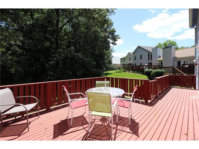 864 Ginger Wood Ct, Ballwin, MO 63021 photo 19