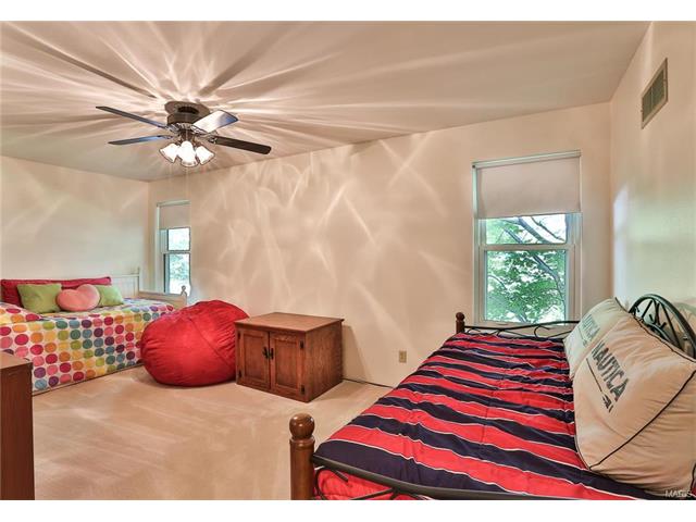675 Rustic Valley Dr, Ballwin, MO 63021 photo 18