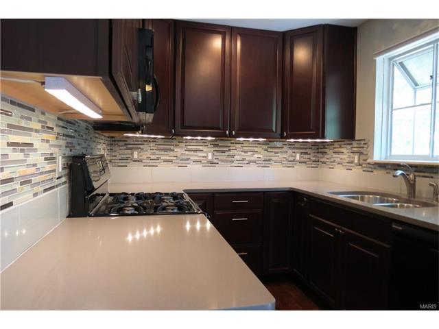 40 N Mdw, O'fallon, MO 63366 photo 2