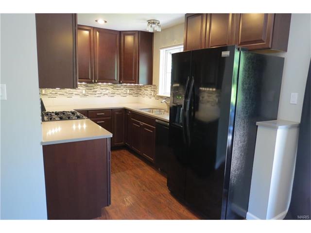 40 N Mdw, O'fallon, MO 63366 photo 3