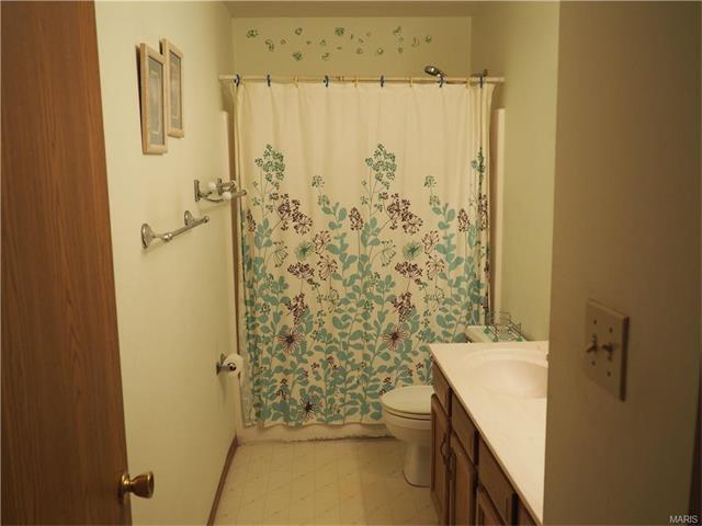 402 Waterside Dr, Grover, MO 63040 photo 12