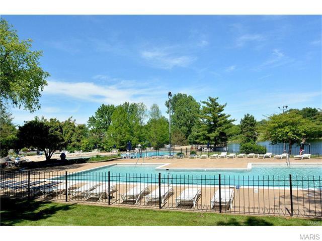 402 Waterside Dr, Grover, MO 63040 photo 22