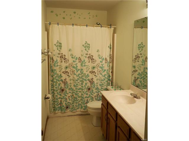 402 Waterside Dr, Grover, MO 63040 photo 11
