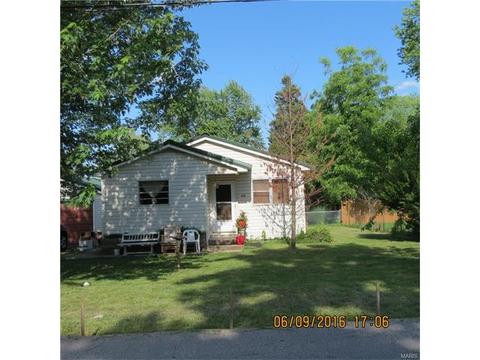409 Maiden Ln, Cuba, MO 65453 photo 1