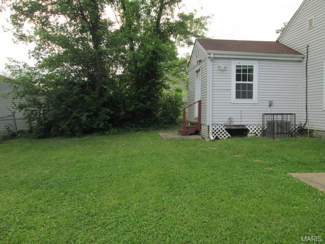6052 Washington Ave, Berkeley, MO 63134 photo 13