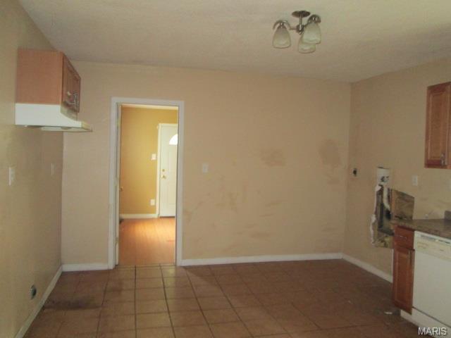 6052 Washington Ave, Berkeley, MO 63134 photo 8