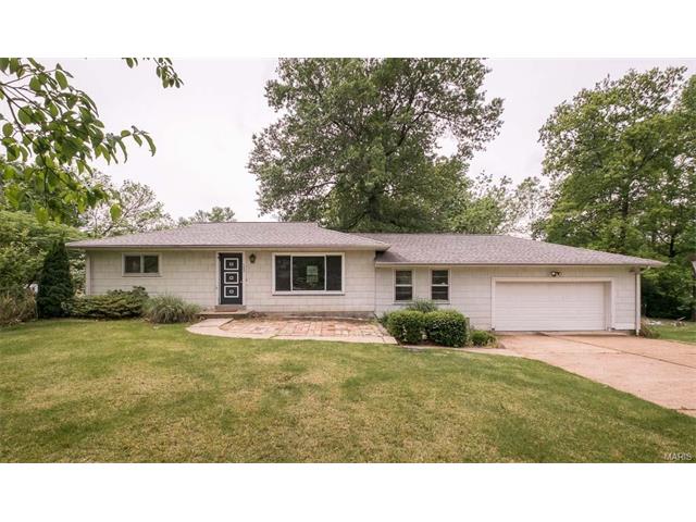127 Applegate, Ballwin, MO 63011 photo 4