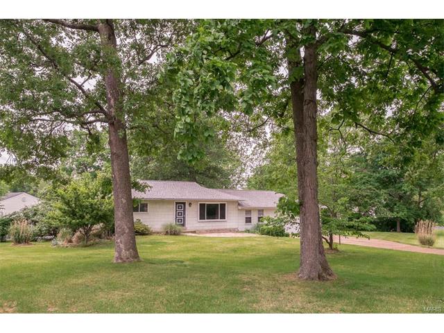 127 Applegate, Ballwin, MO 63011 photo 2