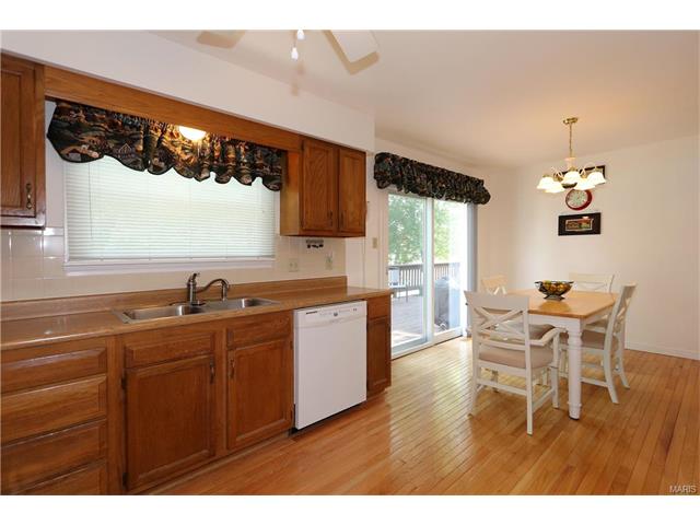 6 Carriage Creek Ct, Ballwin, MO 63021 photo 10