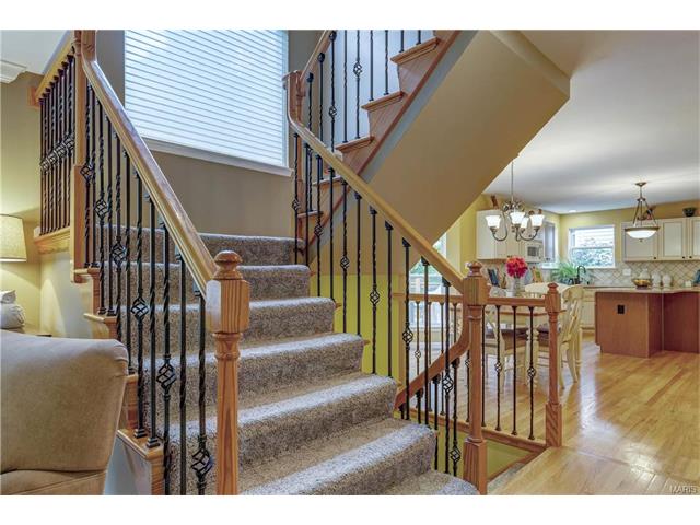 632 Legends View Dr, Eureka, MO 63025 photo 10