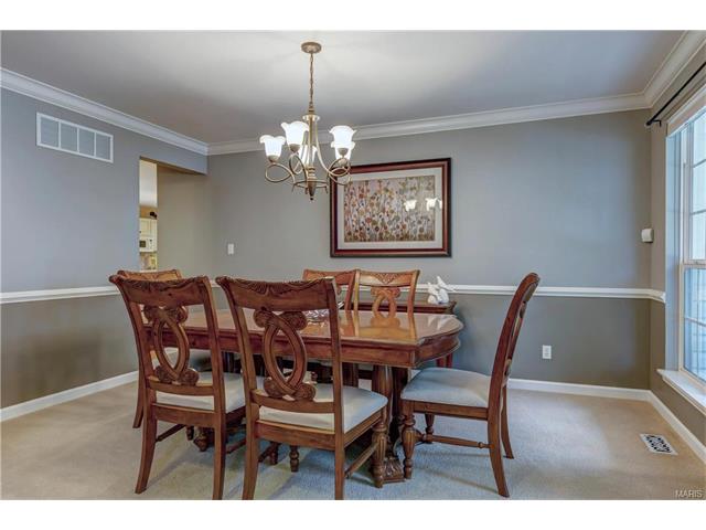 632 Legends View Dr, Eureka, MO 63025 photo 4