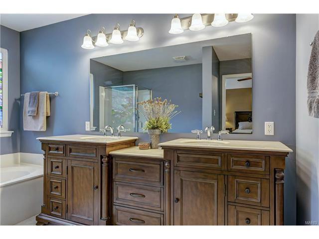 632 Legends View Dr, Eureka, MO 63025 photo 22