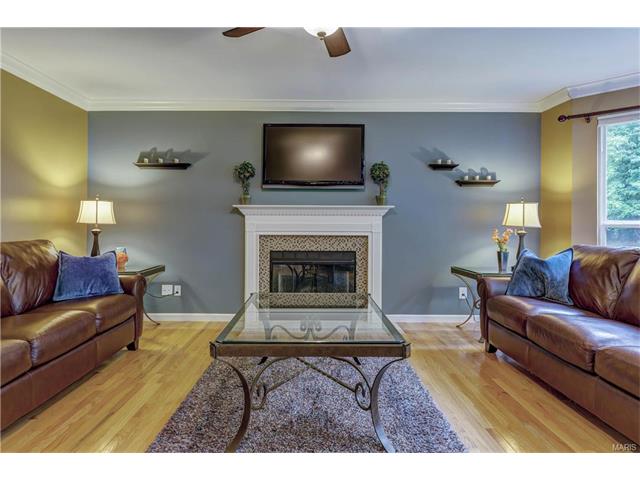 632 Legends View Dr, Eureka, MO 63025 photo 7