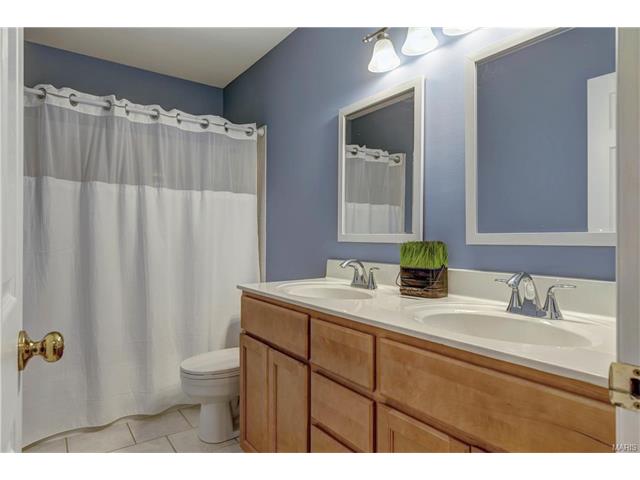 632 Legends View Dr, Eureka, MO 63025 photo 26