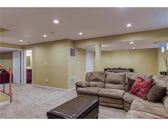 632 Legends View Dr, Eureka, MO 63025 photo 32