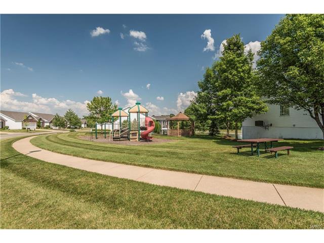 766 River Glen Dr, O'fallon, MO 63368 photo 25
