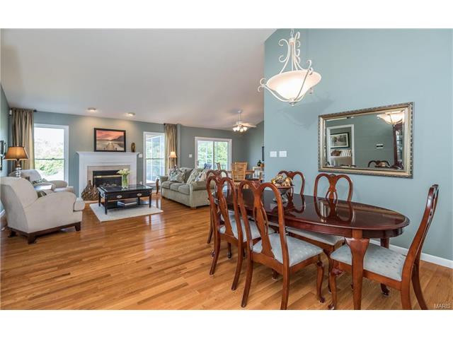 766 River Glen Dr, O'fallon, MO 63368 photo 2