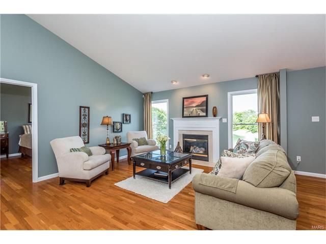 766 River Glen Dr, O'fallon, MO 63368 photo 3