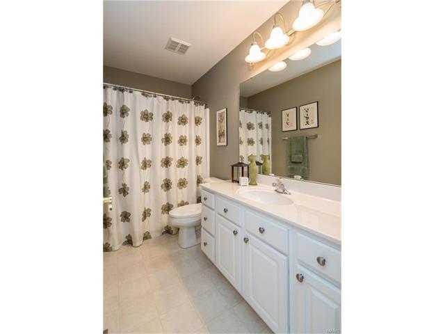 766 River Glen Dr, O'fallon, MO 63368 photo 13