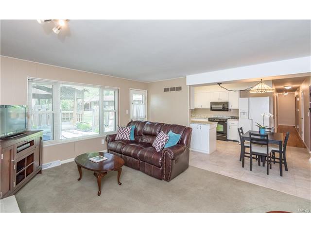 303 Portwind Pl, Ballwin, MO 63021 photo 7