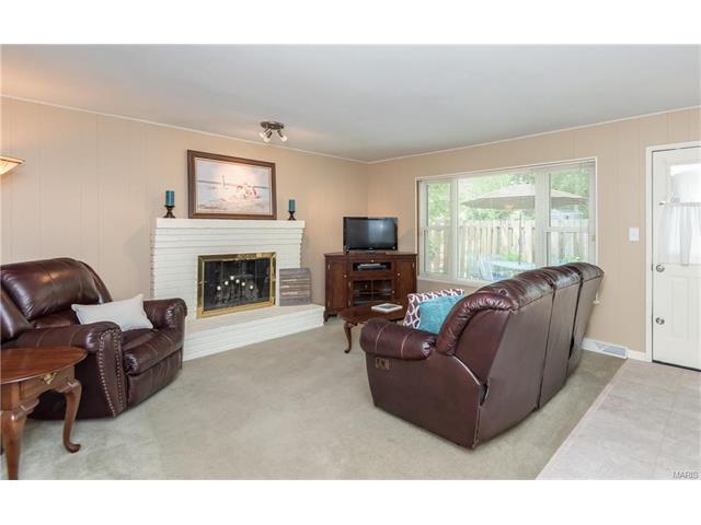 303 Portwind Pl, Ballwin, MO 63021 photo 5