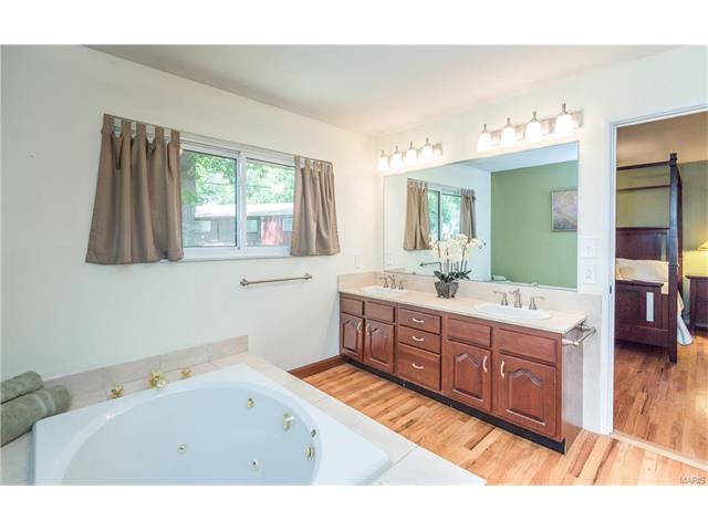 303 Portwind Pl, Ballwin, MO 63021 photo 11