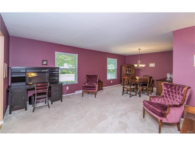 303 Portwind Pl, Ballwin, MO 63021 photo 3
