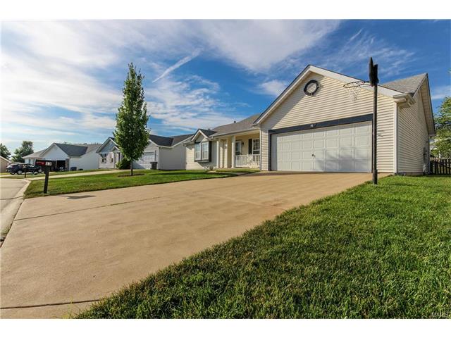 13 Royalltrail, O'fallon, MO 63368 photo 3