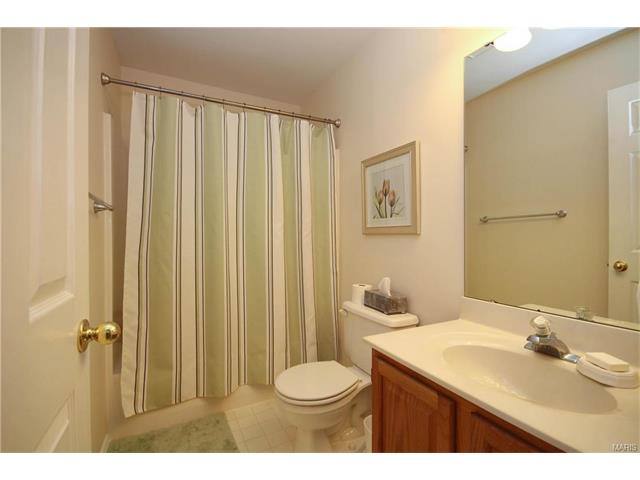 13 Royalltrail, O'fallon, MO 63368 photo 23