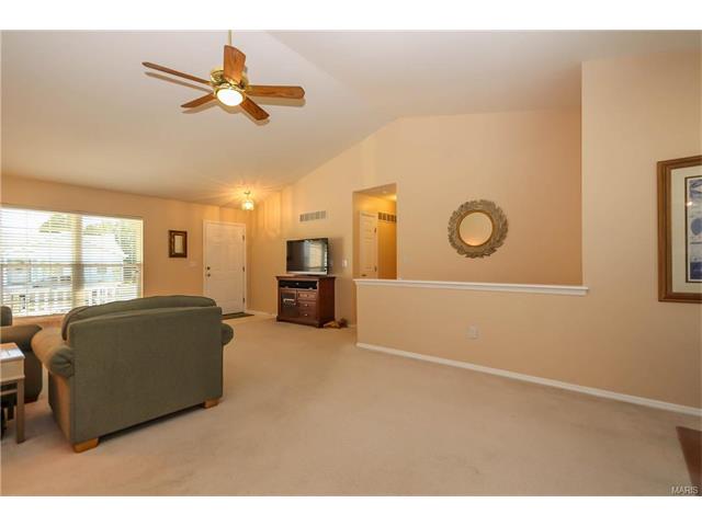 13 Royalltrail, O'fallon, MO 63368 photo 10