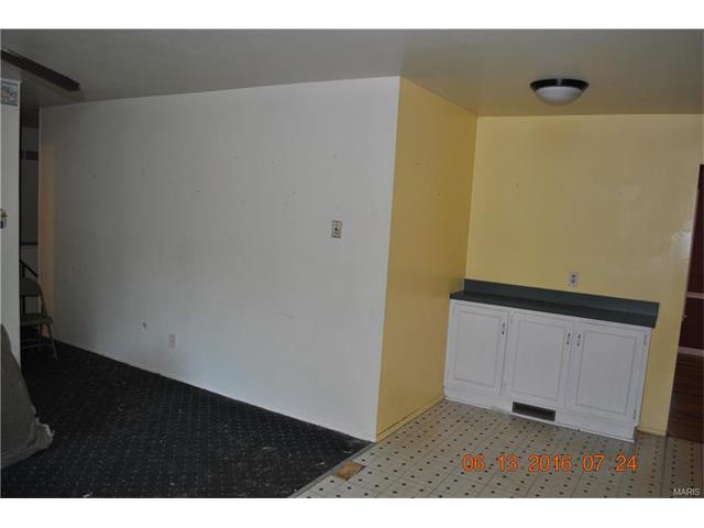 375 Genoa Dr, Ballwin, MO 63021 photo 18