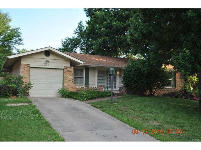 375 Genoa Dr, Ballwin, MO 63021 photo 1