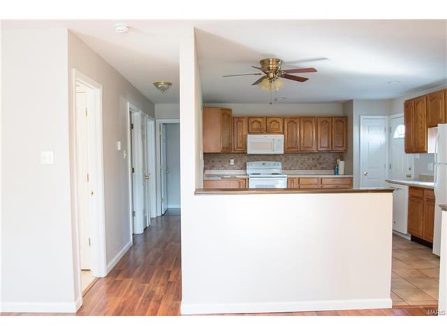 8 Queen Cir, O'fallon, MO 63366 photo 7