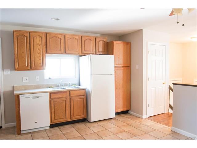 8 Queen Cir, O'fallon, MO 63366 photo 6