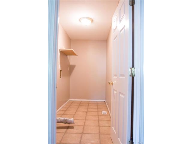 8 Queen Cir, O'fallon, MO 63366 photo 9