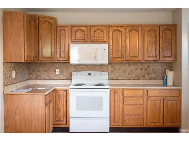 8 Queen Cir, O'fallon, MO 63366 photo 5