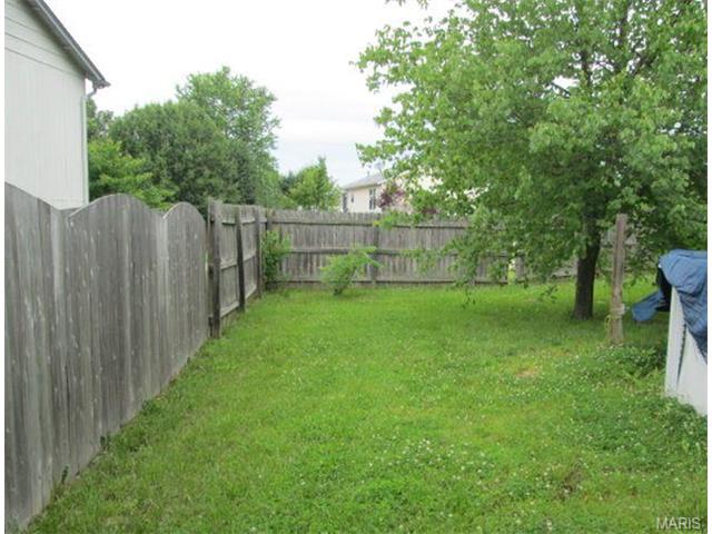 823 S Valleywind Ct, O'fallon, MO 63366 photo 14