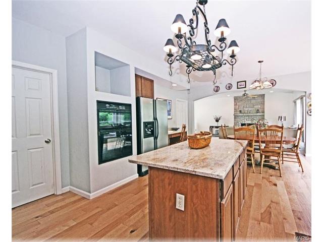953 Stone Spring Dr, Eureka, MO 63025 photo 14