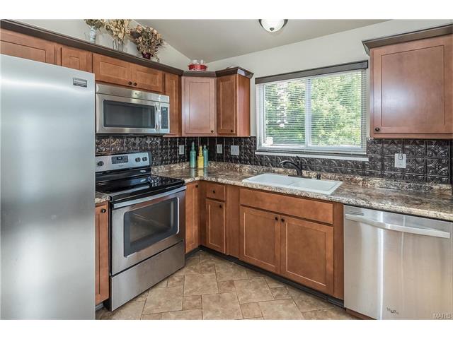 513 Sunward Dr, O'fallon, MO 63368 photo 11
