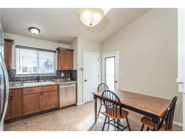 513 Sunward Dr, O'fallon, MO 63368 photo 8