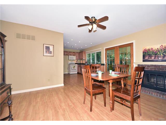533 Blazedwood, Ballwin, MO 63021 photo 4