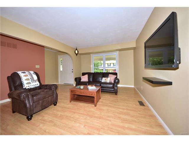 533 Blazedwood, Ballwin, MO 63021 photo 12