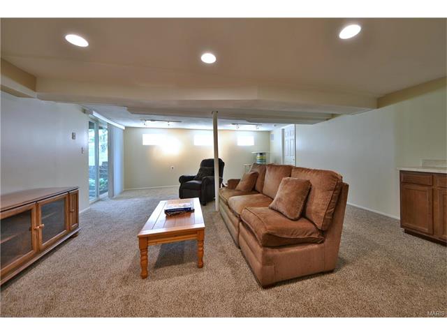 533 Blazedwood, Ballwin, MO 63021 photo 34