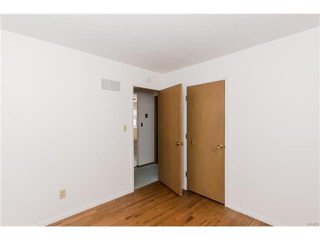 501 Arborwood Dr, Ballwin, MO 63021 photo 25