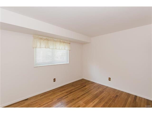 501 Arborwood Dr, Ballwin, MO 63021 photo 22