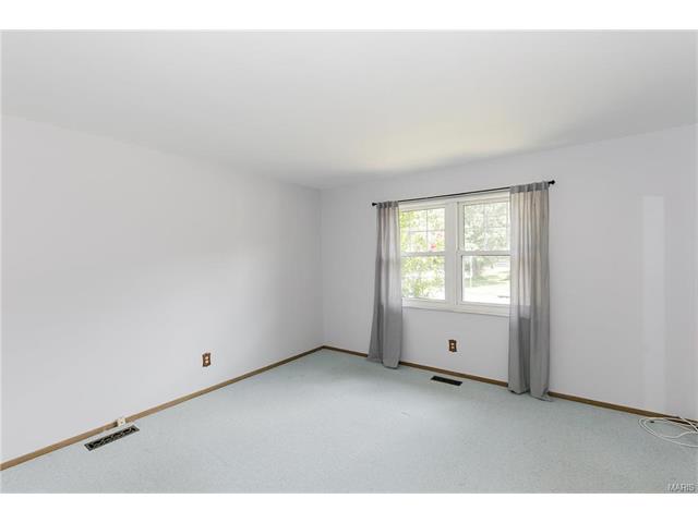 501 Arborwood Dr, Ballwin, MO 63021 photo 28