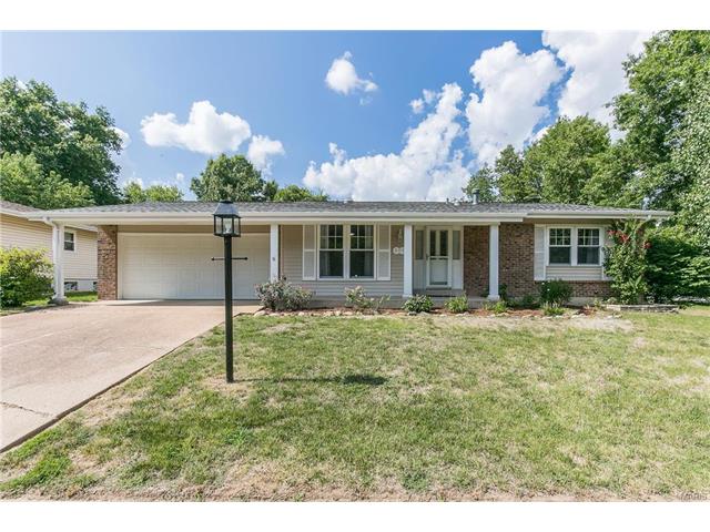 501 Arborwood Dr, Ballwin, MO 63021 photo 1