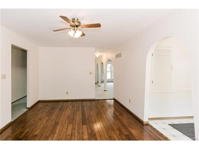 501 Arborwood Dr, Ballwin, MO 63021 photo 21