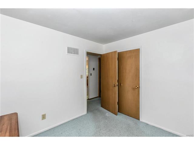 501 Arborwood Dr, Ballwin, MO 63021 photo 19